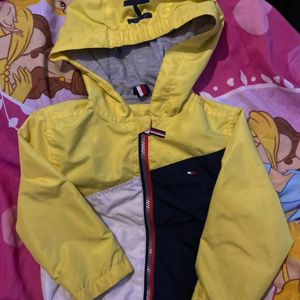 Tommy Hilfiger jacket size 2t